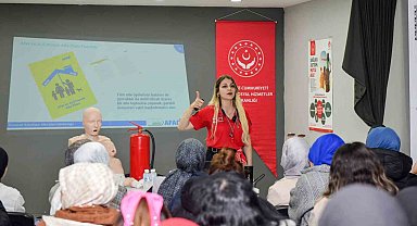 Esenyurt Belediyesi'nden kadınlara Afet Bilinci Eğitimi