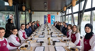 Eskişehir'de "Restoran Yöneticiliği Mesleki Eğitim Kursu" sertifikaları verildi