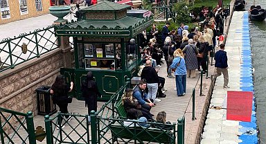 Eskişehir'de turist yoğunluğu sürüyor