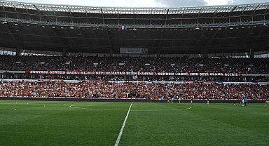 Eskişehirspor'dan tarihi taraftar rekoru