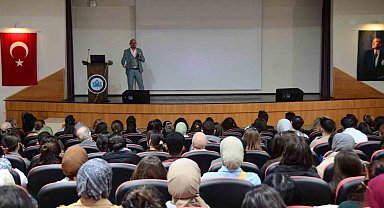 ESOGÜ'de "Yükseköğretimde Üretken Yapay Zekâ" semineri düzenlendi