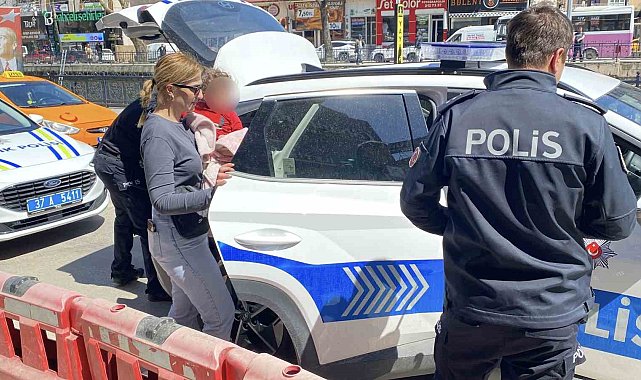 Evinde cesedi bulunan hamile kadının kocası, şehir meydanında yürürken yakalandı