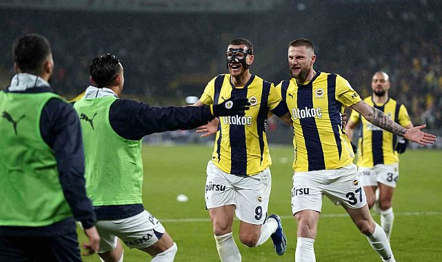 Fenerbahçe, 9 yıl sonra Trabzonspor'a 4 gol attı