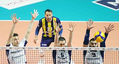 Fenerbahçe sezonu 3. sırada tamamladı