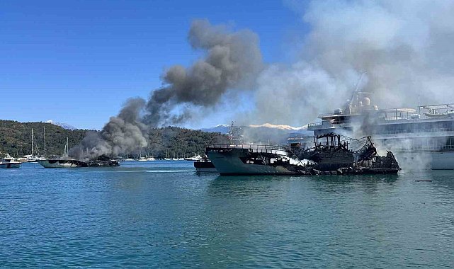 Fethiye'de 4 tekneyi küle çeviren yangın söndürüldü