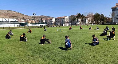 Futbol antrenmanları aralıksız devam ediyor