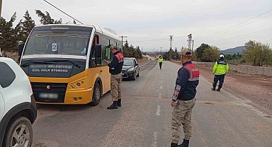 Gaziantep'te jandarmadan 826 araca 2 milyon 903 bin TL idari para cezası