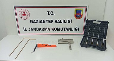 Gaziantep'te kaçak kazı yapan 4 şahıs suçüstü yakalandı