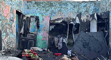 Gaziosmanpaşa'da gecekondu alev alev yandı