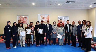 Gebe Okulu eğimini başarıyla tamamlayan ebeveyn adaylarına sertifika verildi