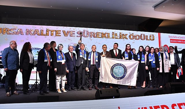 Gemlik Asım Kocabıyık MYO'ya"kalitede süreklilik" ödülü