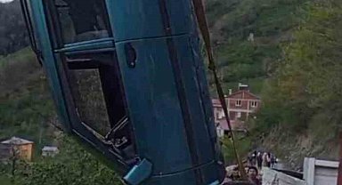 Giresun'da trafik kazası: 1 ölü, 2 yaralı