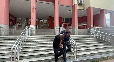 Göçmen kaçaklığı operasyonu: 2 kişi tutuklandı
