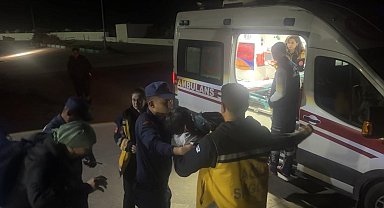 Gökçeada rahatsızlanan 8 yaşındaki çocuğun tıbbi tahliyesi Sahil Güvenlik ekiplerince gerçekleştirildi