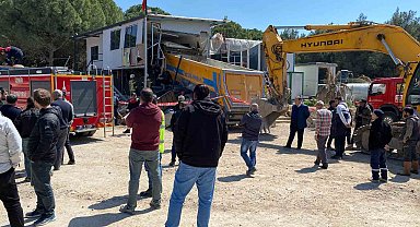 Hafriyat kamyonu konteynıra çarptı, sürücü hayatını kaybetti