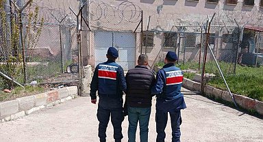 Hapis cezasıyla aranan şahıs jandarma tarafından yakalandı