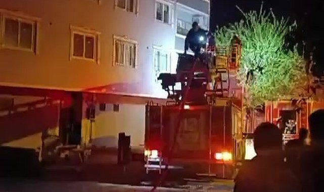 Hatay'da 4 katlı binada yangın