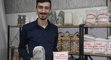 Hayalindeki işi kurdu, Çankırı kaya tuzunu Türkiye'ye pazarlıyor