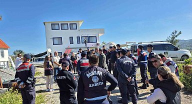 Hazine arazisine kaçak villa yapmışlar