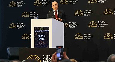 Hazine ve Maliye Bakanı Şimşek: "Enflasyon düşüyor, düşecek"