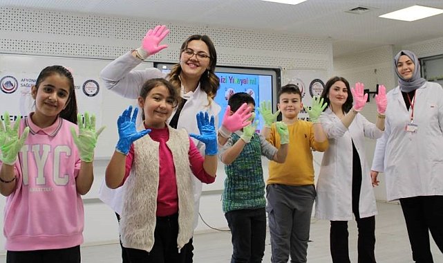 Hemşirelik Kulübü'nden anlamlı sosyal sorumluluk çalışması
