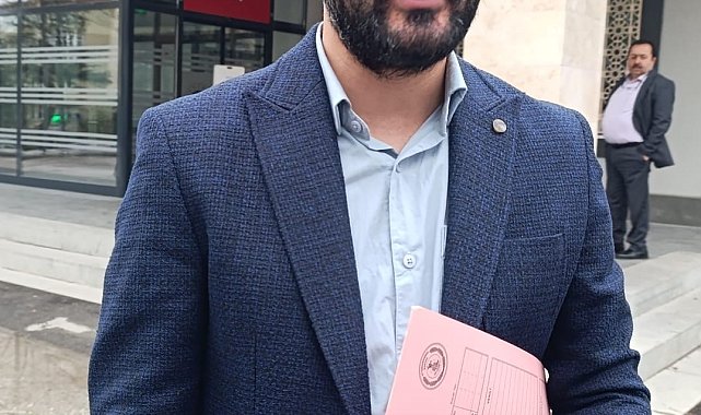 Hukukçu Belediye Başkanı 'suç uydurma ve iftira' suçlarından hakim karşısına çıktı