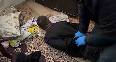 İçici de satıcı da değilim dedi: Yatağının altından 71 paket bonzai ham maddesi çıktı