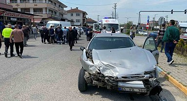 iki aracın çarpıştığı kazada 7 kişi yaralı