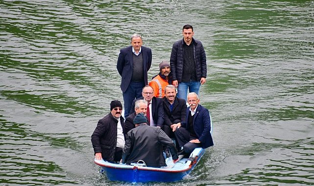 İki ilin komşu ilçeleri tek köprüde buluşuyor