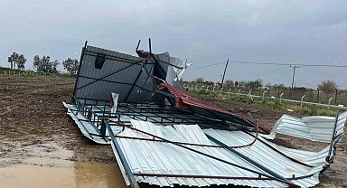 İncirliova'da fırtına etkili oldu