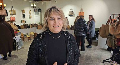 İnternetten hasır çanta yapmayı öğrenen girişimci şimdi kursiyerlerini eğitiyor