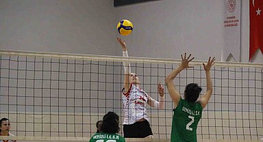 İşitme Engelliler Voleybol Şampiyonası, Karabük'te devam ediyor