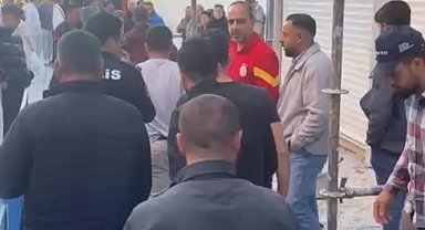 İskeleden düşen işçi yaralandı