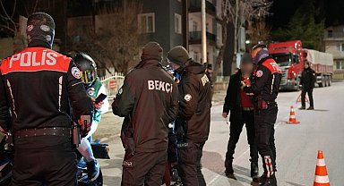 Isparta'da bir haftada 41 aranan şahıs yakalandı, 2 bini aşkın sürücüye para cezası kesildi