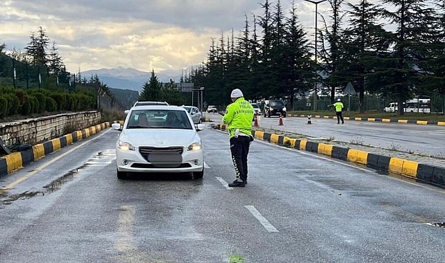 Isparta'da son 24 saatte 5 bin 665 araç ve sürücü denetlendi