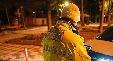 Isparta'da trafik ve asayiş uygulamasında 14 sürücüye ceza kesildi