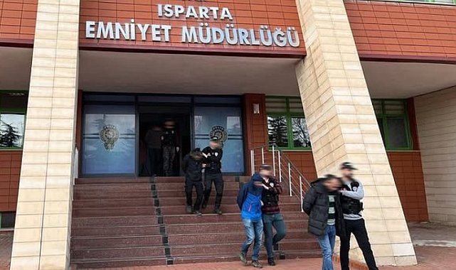 Isparta'da uyuşturucu ticari yapan 3 şahıs tutuklandı