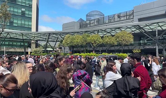 İstanbul'daki deprem sonrası hastanede yaşanan panik anları