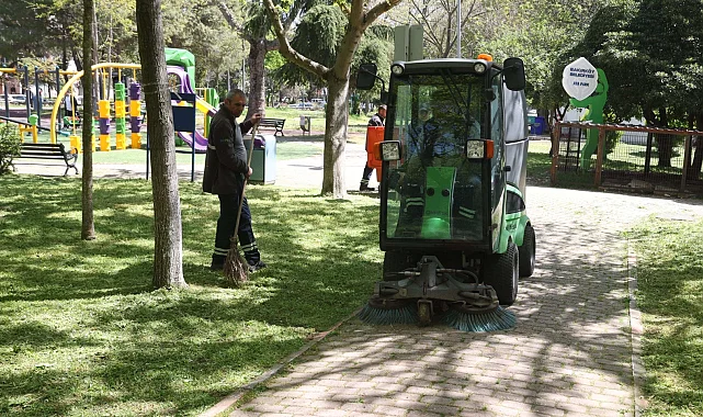 İstanbul'da Bakırköy'ün parkları yaza hazır