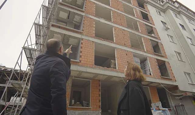 İstanbul'da riskli yapıların dönüşümü sürüyor... Bakan Kurum'dan 'yarısı bizden' paylaşımı