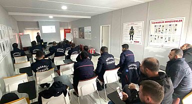 İtfaiye personeline "asansörde kurtarma" eğitimi