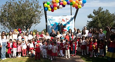 İzmir Güzelbahçe'de 23 Nisan coşkusu