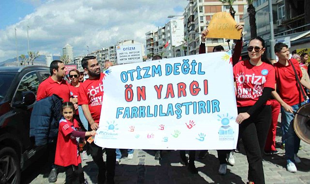 İzmir'de 'Otizm Farkındalık Etkinliği' gerçekleşti