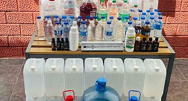 İzmir'de kaçak alkol operasyonu: 8 bin 223 litre etil alkol ele geçirildi