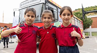 İzmir'de Dobidob ile çocuklara geri dönüşüm bilinci
