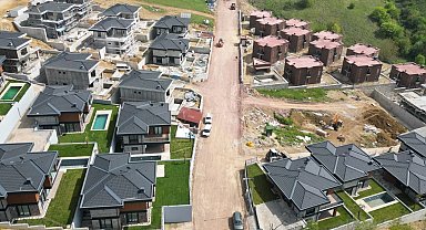 İzmit Belediyesi'nden yol iyileştirme çalışması