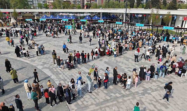 İzmit'te 23 Nisan coşkusu