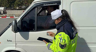 Jandarma bayram tatilinde çayrokopter ile denetimlerini aralıksız sürdürdü