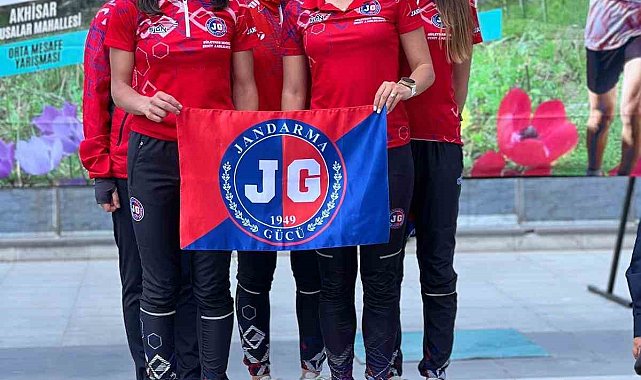 Jandarma Gücü Oryantiring Elit Takımı, erkeklerde ve kadınlarda Türkiye şampiyonu oldu