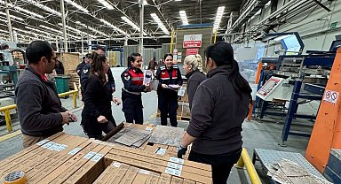 Jandarmadan ailenin korunması ve kadına karşı şiddet konusunda bilgilendirme ve eğitim faaliyeti